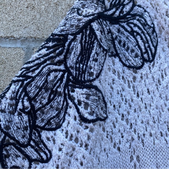 Anthropologie Knitted & Knotted Launa Sweater - Picture 6 of 9